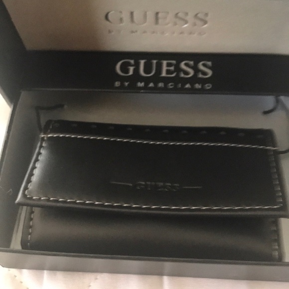 Key case - Picture 1 of 2